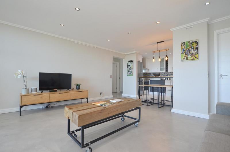 To Let 1 Bedroom Property for Rent in Bloubergstrand Western Cape